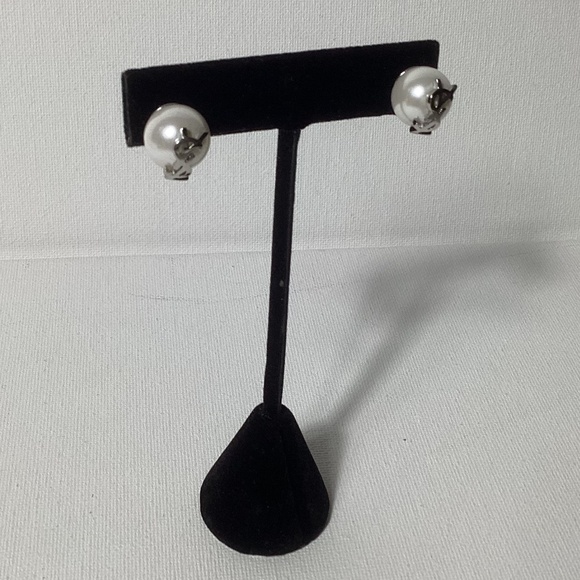 YSL Silver Pearl Earrings - Picture 1 of 3